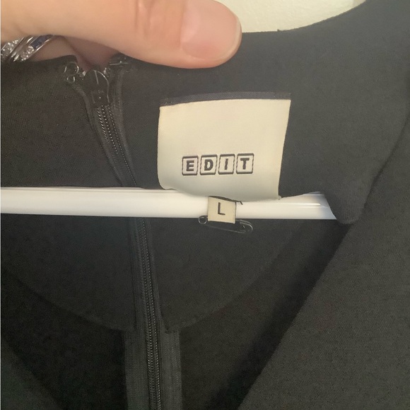 Black EDIT cocktail dress with flowing sleeves Sz large - Picture 4 of 7